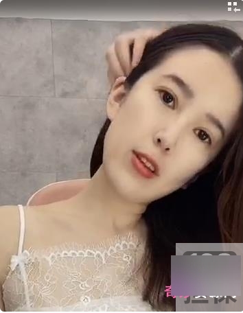 虎牙定制顾奈万元礼品