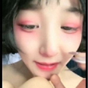 女神小乔的户外车，5V-2G，被人发现了，想要抱抱