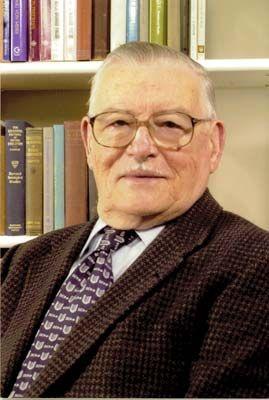 2022年诺奖中日四位夺奖热门作家作品集