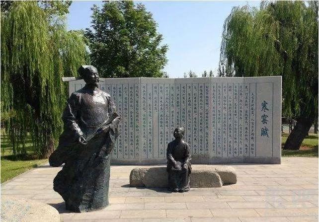 老人言丛书:关于老人的智慧言论集合为政恒言:关于治理国家的持久言论劝世良言:关于劝导世人的善言治家格言:关于家庭管理的准则言论修身清言:关于个人修养的纯洁言辞品书奇言:关于品味读书的奇特言论