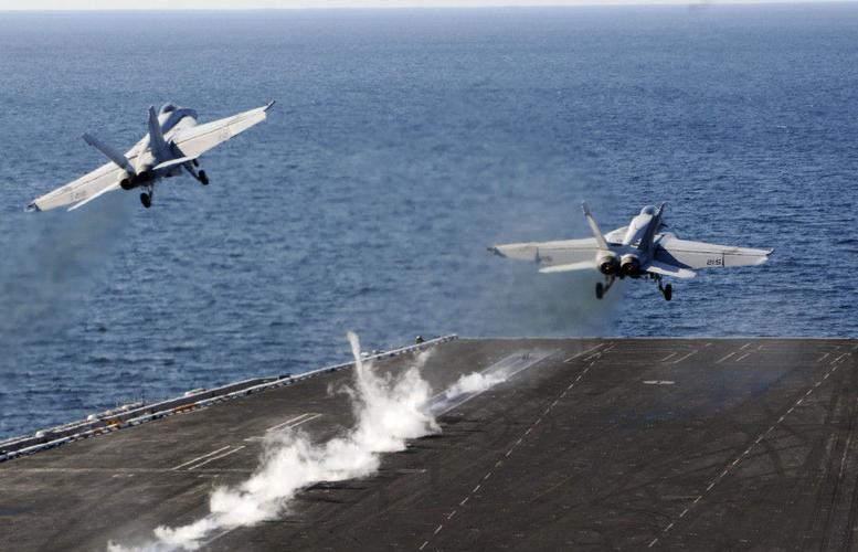 国外航母和舰载机的PDF资料