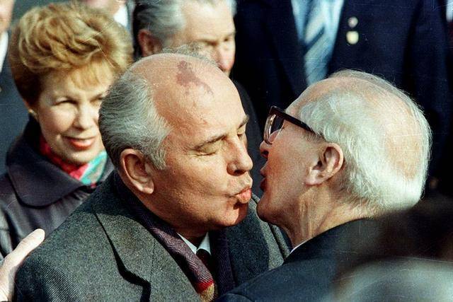 失败的帝国:斯大林与戈尔巴乔夫