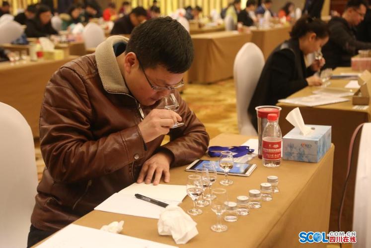 中国品酒诗:蔡镇楚著(PDF版)