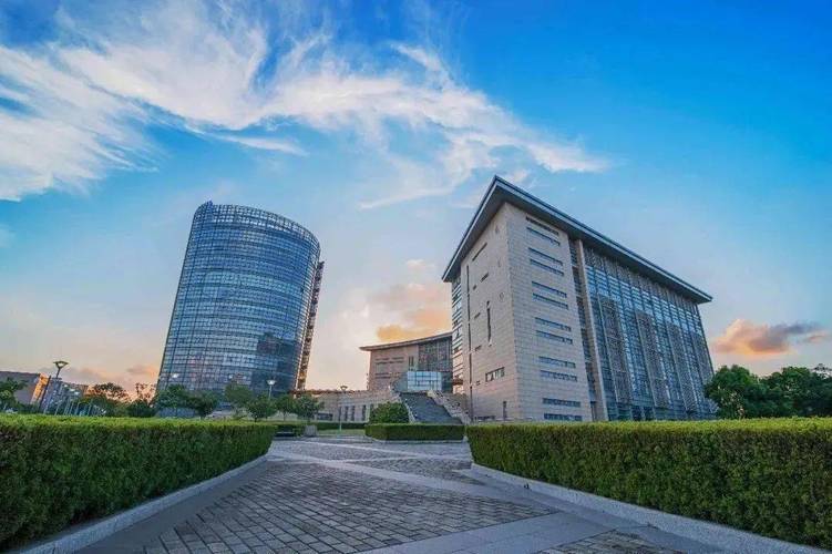 华东师范大学图书馆稀有书籍汇刊全40册