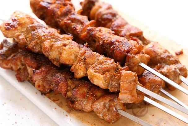 玩转美味烧烤:学做家庭日常三餐的主菜美味烧烤料理