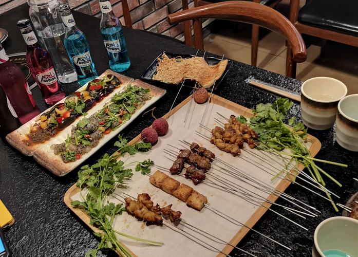 玩转美味烧烤:学做家庭日常三餐的主菜美味烧烤料理