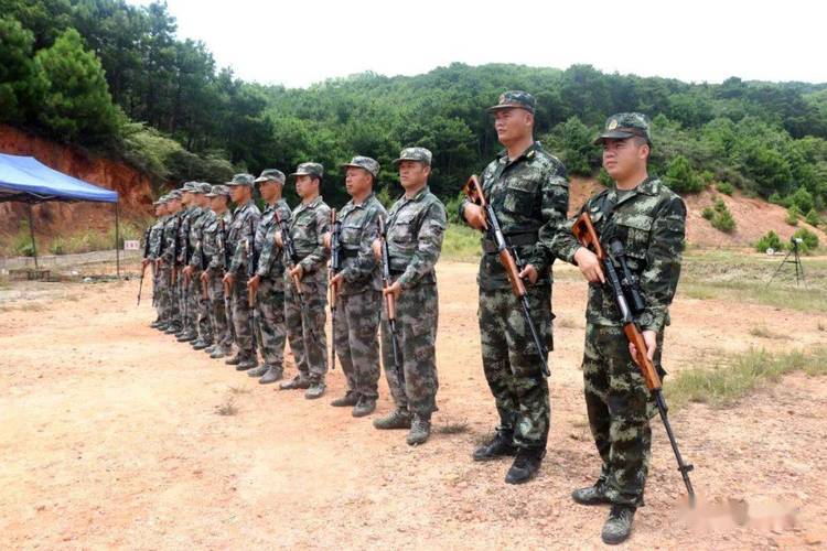 民兵军事训练手册