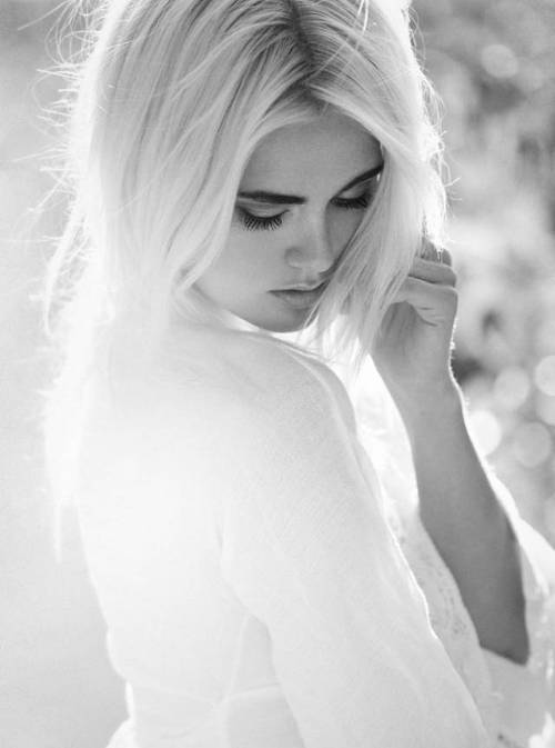 摄影艺术家的世界:探索传世之美与人体之韵