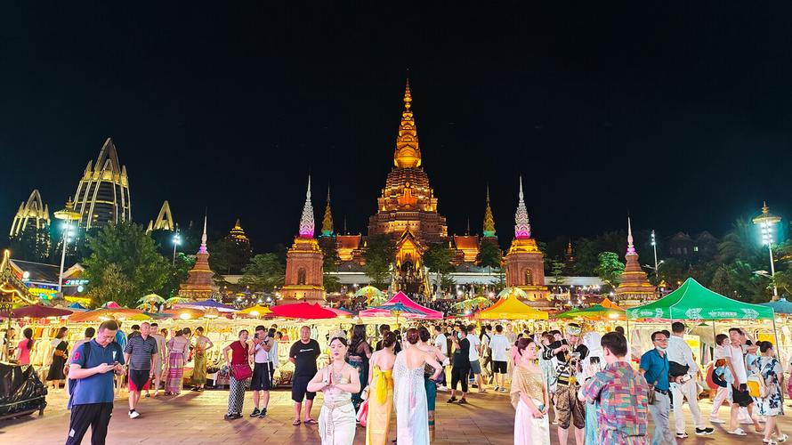 西岳奇童:西双版纳的故事,高清收藏连环画分享