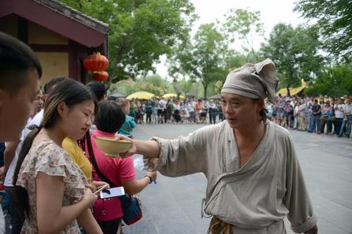 民间失传绝技和秘术大全:记录民间奇闻异事