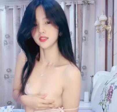 韩国小美紫薇,4V高清画质,3.8G大容量,颜值爆表,让你的玩具时光更加辛苦!