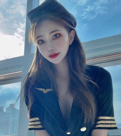 独家福利颜值天花板的精选私拍,10V质量,898M大容量,限时放送!