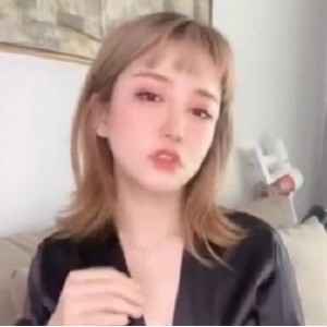 《周大萌新视频合集》：13V高清大片，1.1G超值享受！