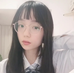 “小猫天使：13v15g，让你的世界更加甜蜜！”