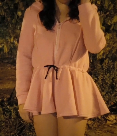 户外展示！Sexywife_Nina打粑粑合集，90V高清诱惑！