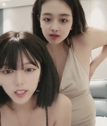 《高颜值美女第二弹,2V1G,百度云助你畅享音乐盛宴!》