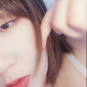 百度云限定！九儿小川白色吊带，1V137M，时尚潮流必备！