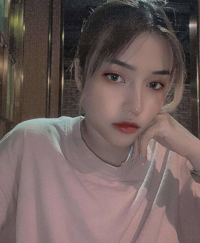 限时特惠网红自拍福利精选,89妹性感分享,百度盘一键下载!