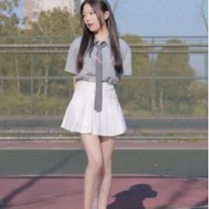 B站UP主欣小萌精心制作的人工合成视频，让你体验前所未有的视听盛宴！