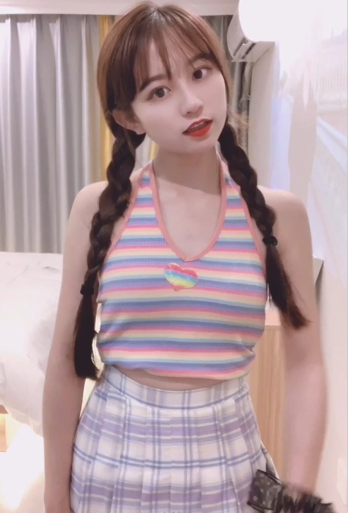 《女神合集：不见星空的精选佳作，推高人气！》