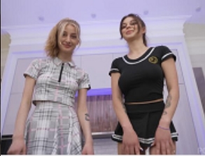 “欧美小姐姐SashaPaige带你领略铁塔天使2.2V-7.1G的魅力!”