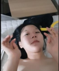 韩国学生情侣自拍，留住青春美好瞬间！