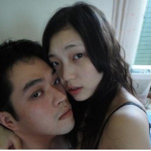 《夫妻自拍，纯天然胶原蛋白美女，日常记录打粑粑》