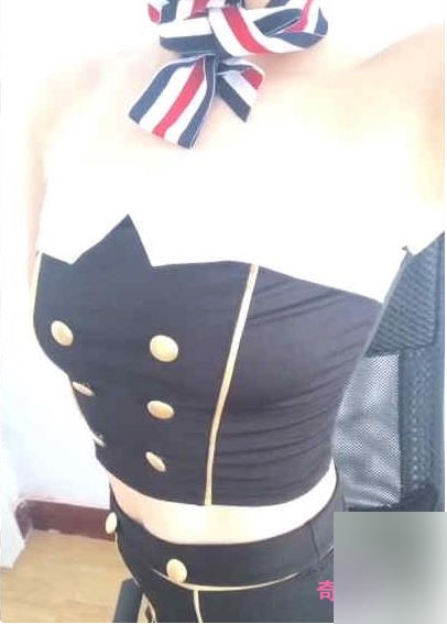 繁华世界中的御姐空姐，穿上绑带黑丝，身材一级棒，惊艳银语！14G21V视频合集限时抢购！