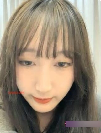 奇妙独家：浮力翻版都美竹，绝对不容错过！