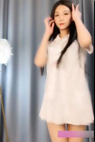 花椒涵老师带你领略精彩直播世界！高颜值女主播等你来观赏！