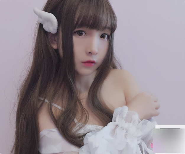 与古川kagura一起畅游斗鱼世界!最新定制商品限量上市