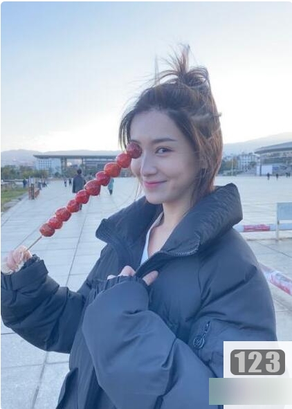 《李沐宸微信视频曝光！女星前男友的秘密揭露！》