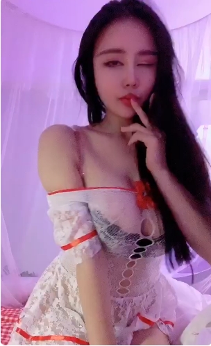 斗鱼TV独家推荐！唐曼44部精彩内容一网打尽！