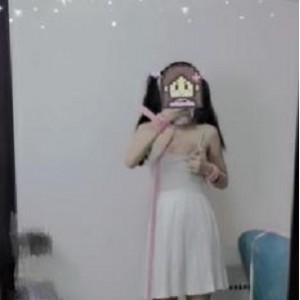 《抖音沫沫酱：独家视频与图片资源，尽享抖音风的创作作品》