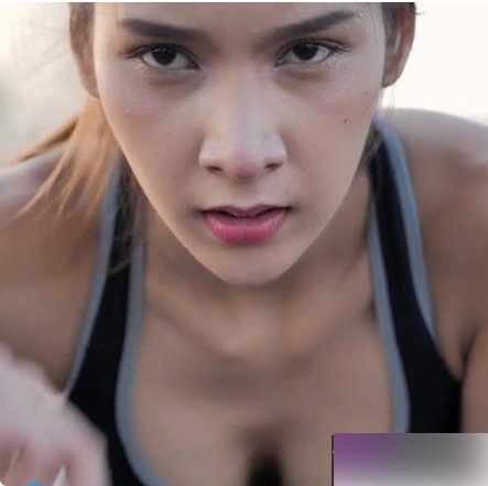 《高价购入福利姬》：新人超清纯小奥喵高价付费露脸！