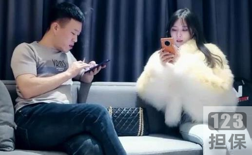 女神私房写真资源，美少女身材一字马瑜伽，明星级别的爱情动作，高颜值的海王