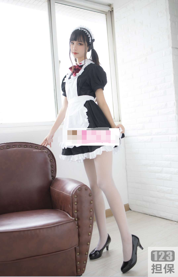 喵喵梓的写真和视频，受到了很高的人气