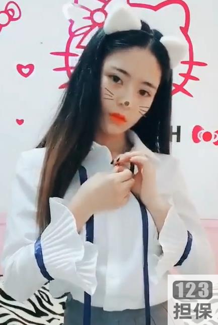 网红女神鹿少女的多才多艺表演高颜值大长腿女神的精彩剧情直播补习老师兼夜班护士的多面才华加特林社会摇舞者的独特魅力