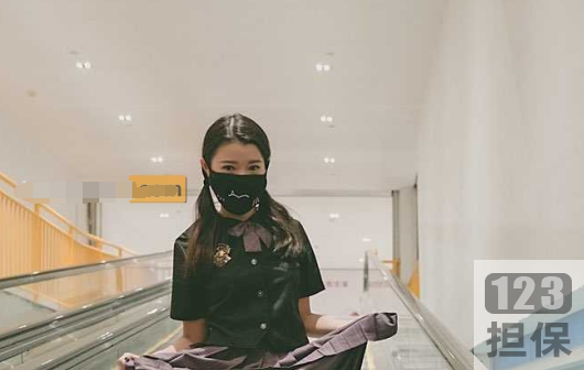 小猫妖瑜伽：柔韧性写真图和视频展示夜道行淄婧海边展示和人前背后的家庭主妇瑜伽动作夏末狂奔：隐秘的角落和鞋店展示的心跳瑜伽拍摄团队：挣钱的twitter瑜伽