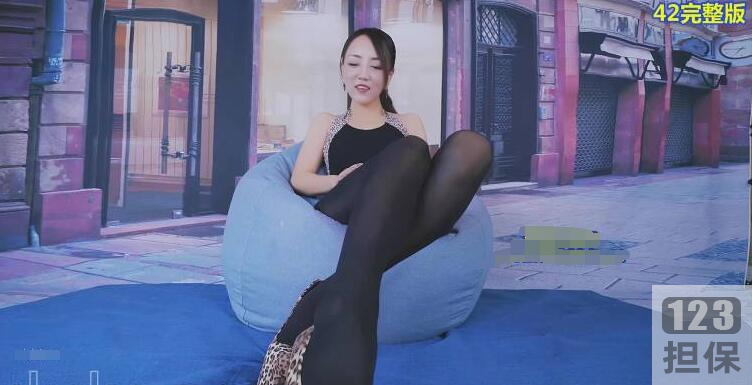 女神周晓琳的拳击COS新娘服,超清灌墨水风油精雪碧14G古风蓝丝衣