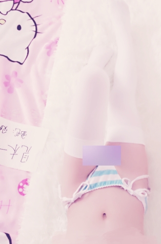 网红妹子茴茴的白衬衫女仆