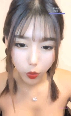 无名小妖的精选女主播作品合集：颜值高身材丰满，人间精选的修炼狐狸成精化作人形