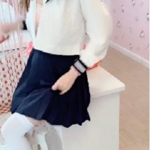 赛高酱精选白嫩JK水手服，网红妹子苗条身材，多部作品推荐