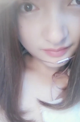 女主播阳阳小甜甜、七七小野樱和蔡小熊的视频合集,包括飞机和火箭等内容,总大小为1.77G。