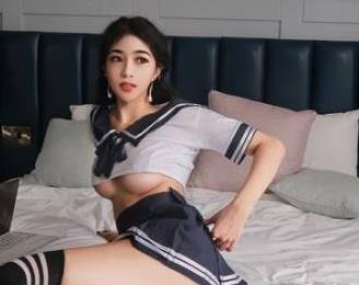 微博美女Fantasyuanm展示颜值和身材的作品