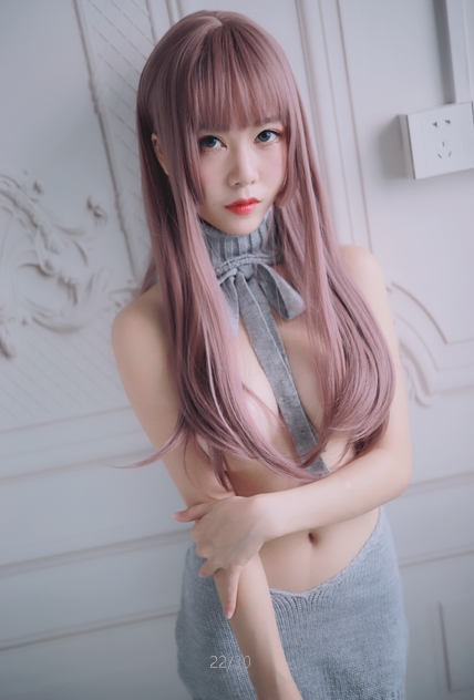 抖娘利世99年微博性感写真前凸后翘大车灯薄纱激凸骆驼蹄若隐若现诱惑S气