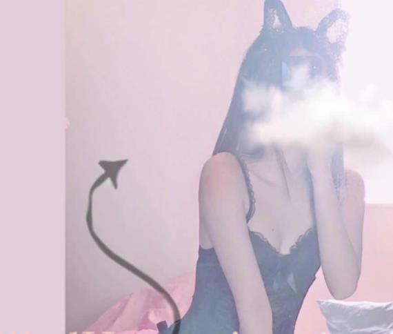 清纯女神高颜值的高中生直播，粉丝资源下载与欣赏