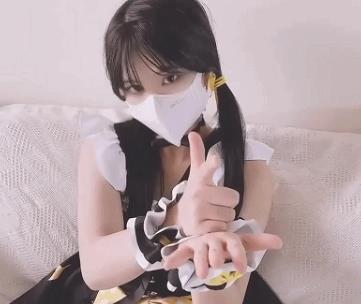 扣扣传媒萌妹摄影师套光“阴”神秘带中途退出剧情老套姿势创意资源1V353M神秘带摄影师创意套光萌妹，剧情老套中途退出