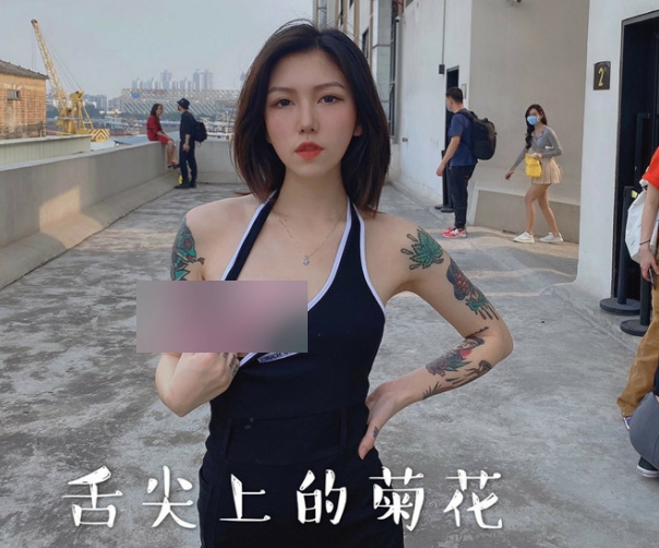 浮力姬：妖娆成熟的女性魅力展现舌尖上的那地方：令人垂涎欲滴的美味佳肴御姐风合集：清秀风情的模特作品集后背疼中带爽：舒缓疲劳的男士专用按摩器资源