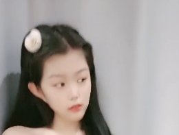 婷公主事件：纯欲风井川里予的网红人气大女子主义强势视频